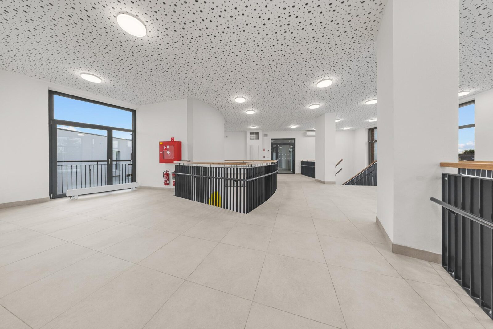 Základná Škola Madony interiér 09